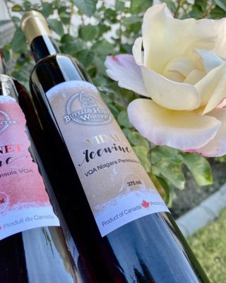 Enjoy the fine things in life! ✨🌟✨ Vychutnaj si krásy života! ✨🌟✨ #icewine #eiswein #wine #wineporn #cabernetsauvignon...